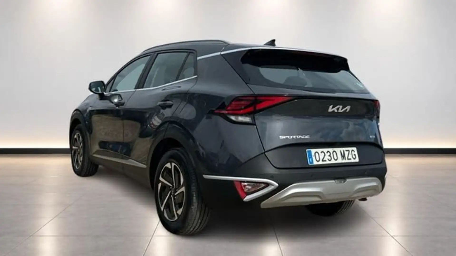 Kia Sportage 1.6 T-GDI HEV DRIVE AUTO 215 5P Negro - 2
