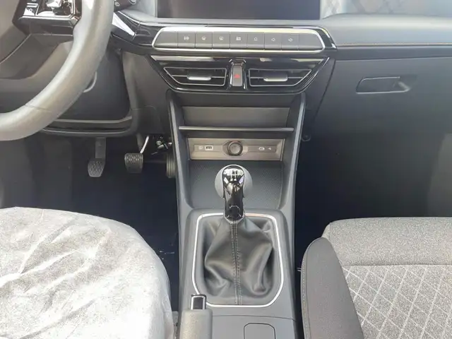 MG MG3 view 13