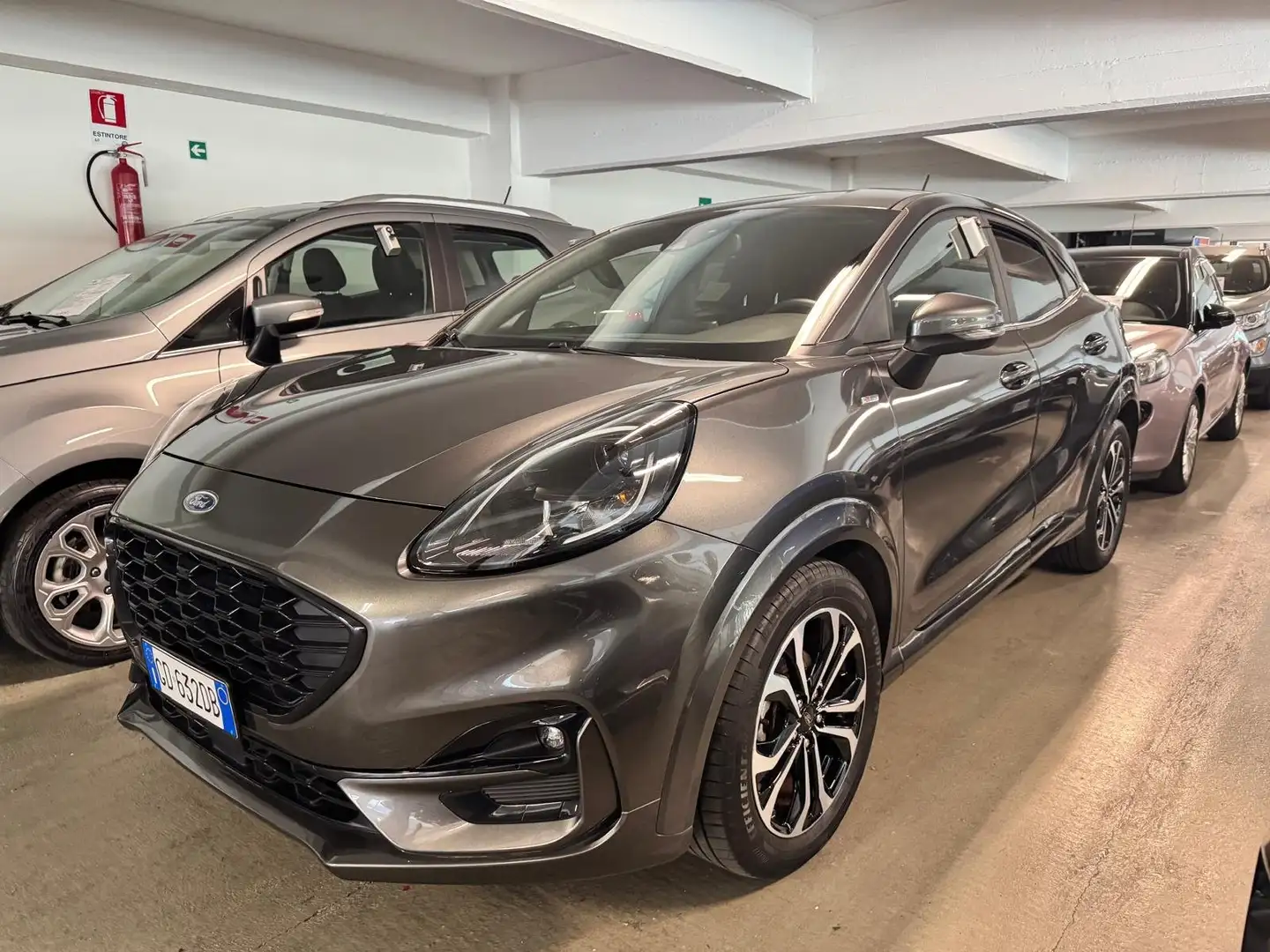 Ford Puma Puma 1.0 ecoboost h ST-Line Grijs - 1