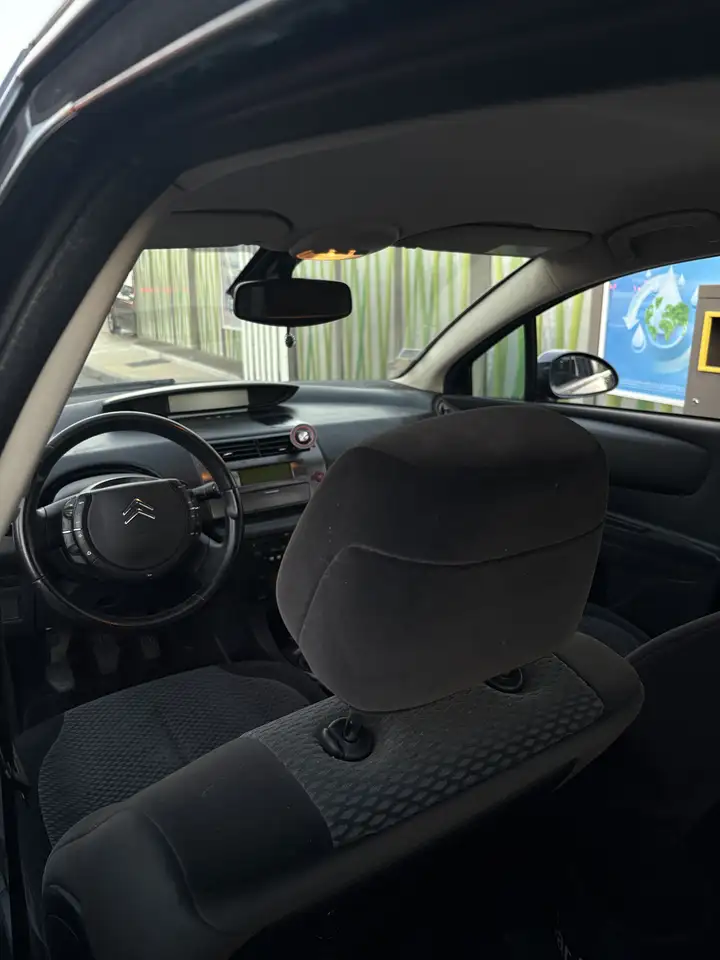 Citroen C4 Berline — photo 3