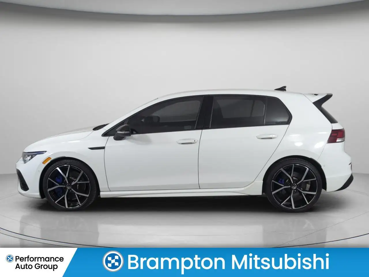 Volkswagen Golf R снимка Volkswagen Golf R