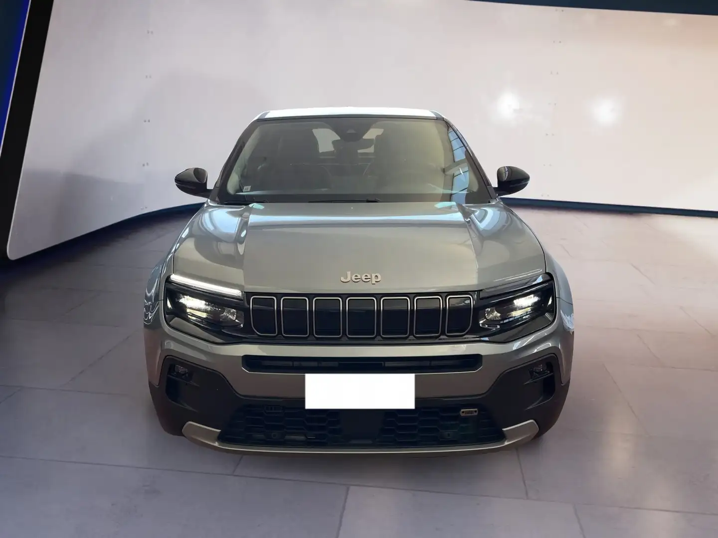 Jeep Avenger 1.2 turbo Summit fwd 100cv Gris - 1