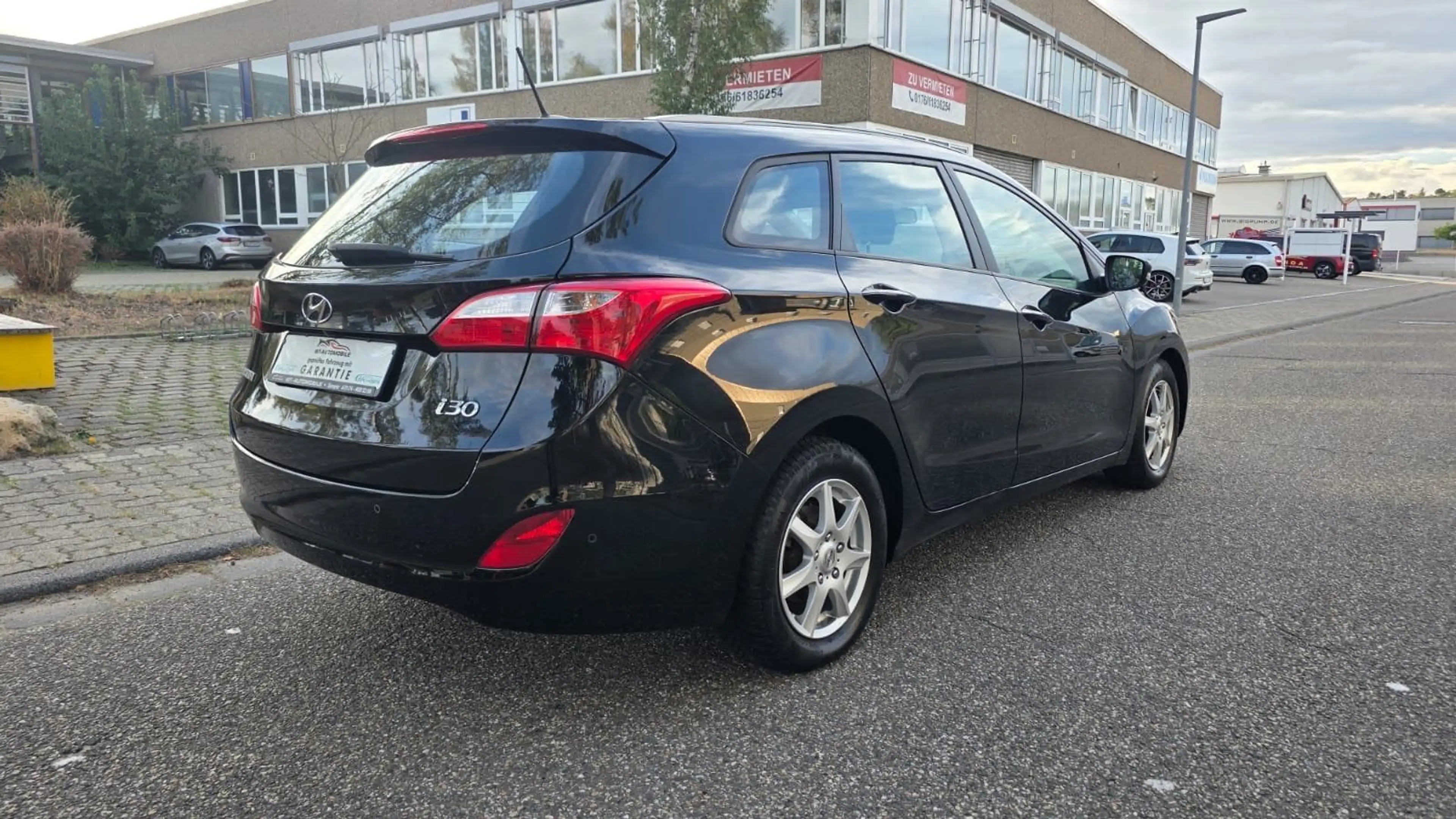 Hyundai i30 cw blue Trend Klima 2 Hand Garantie TÜV NEU — photo 5