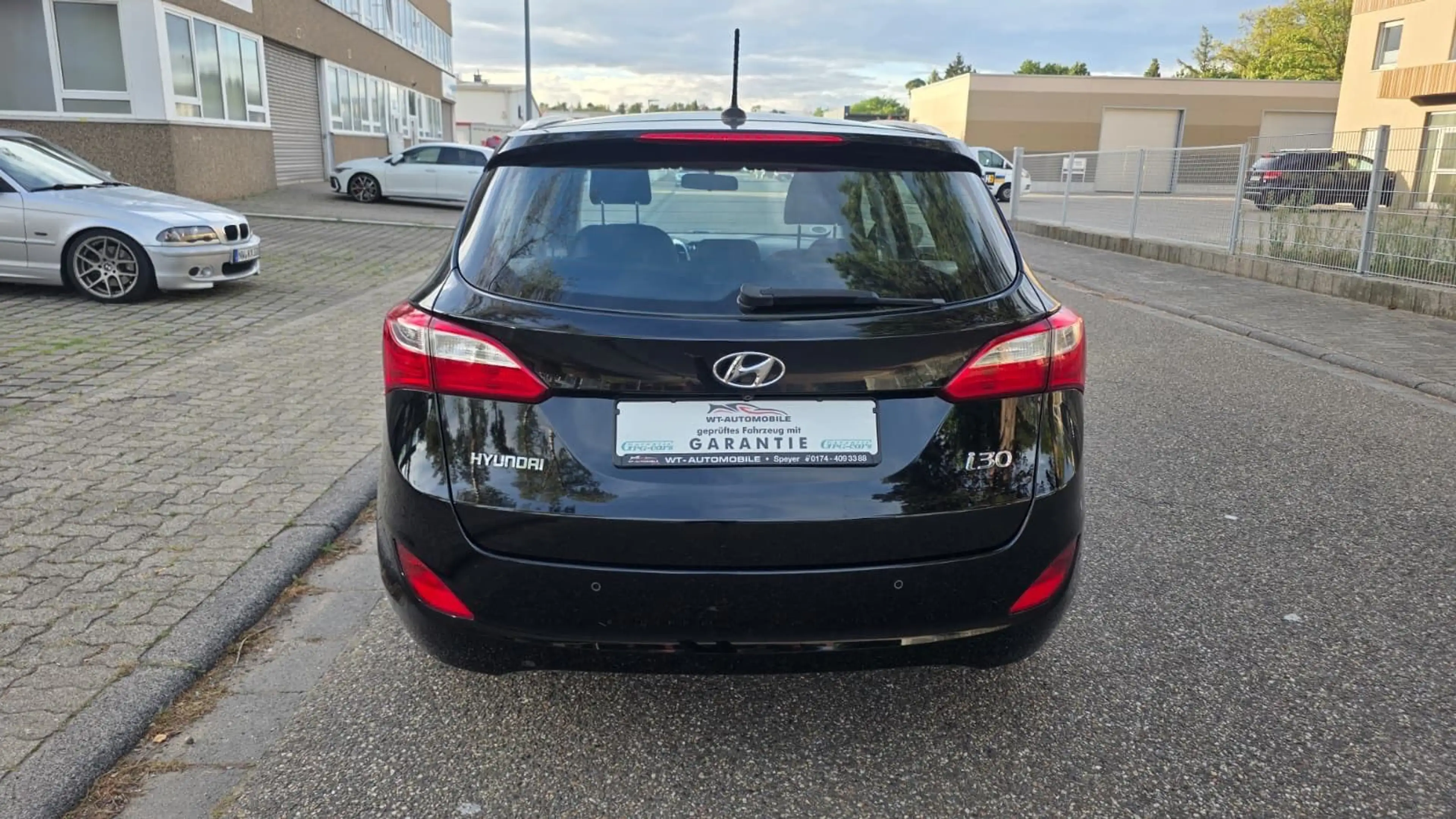 Hyundai i30 cw blue Trend Klima 2 Hand Garantie TÜV NEU — photo 6