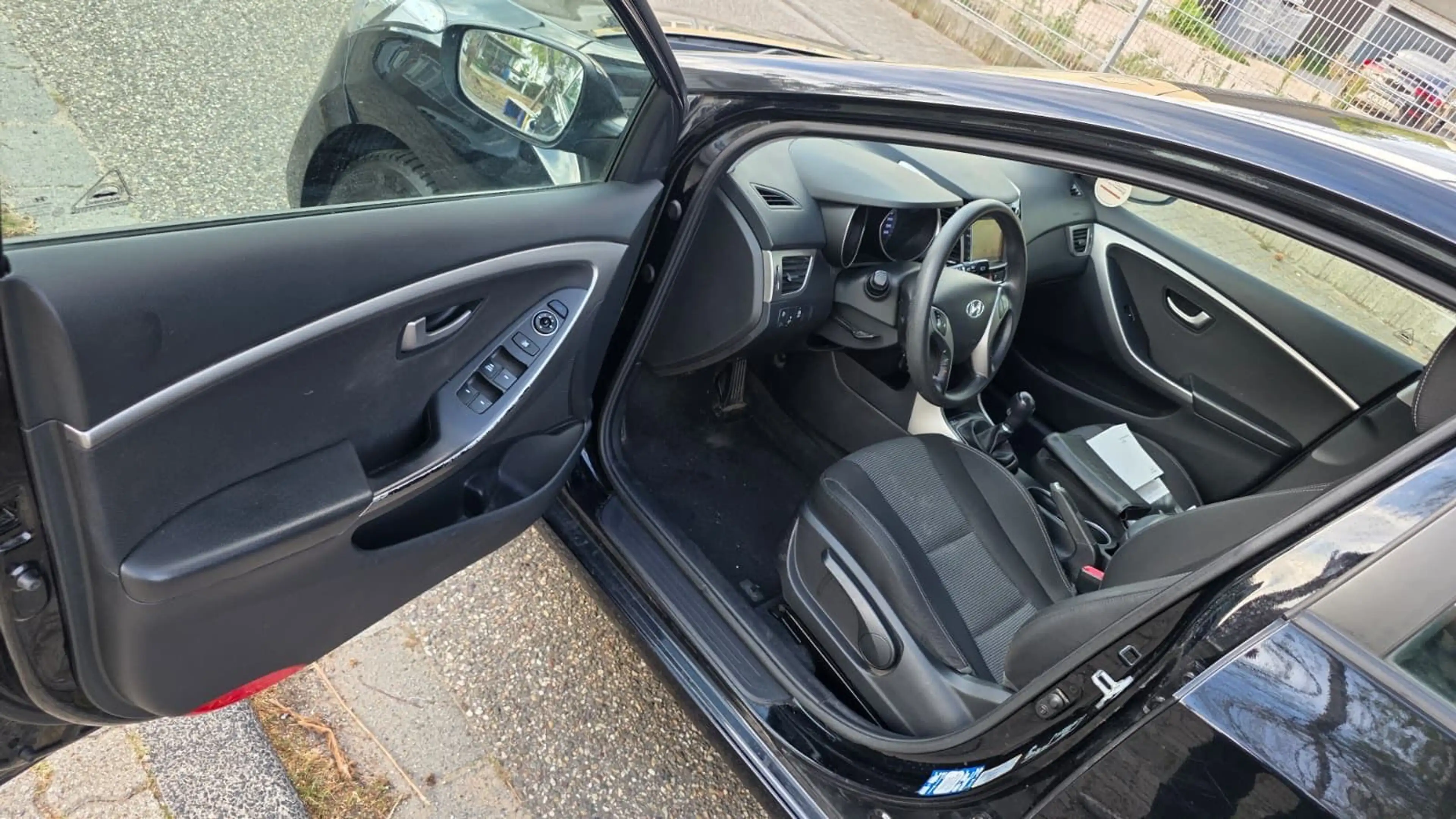 Hyundai i30 cw blue Trend Klima 2 Hand Garantie TÜV NEU — photo 7