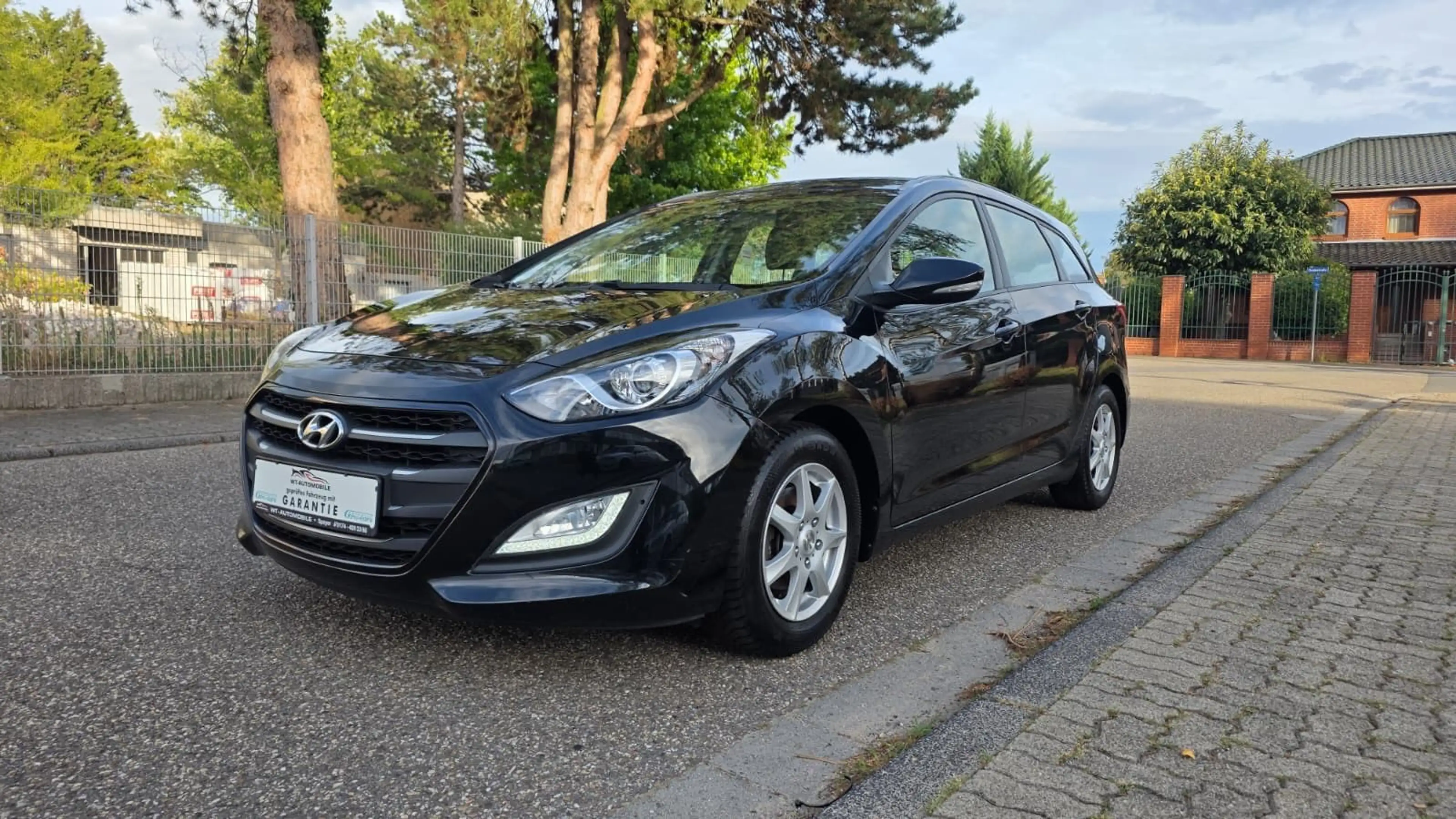 Hyundai i30 cw blue Trend Klima 2 Hand Garantie TÜV NEU