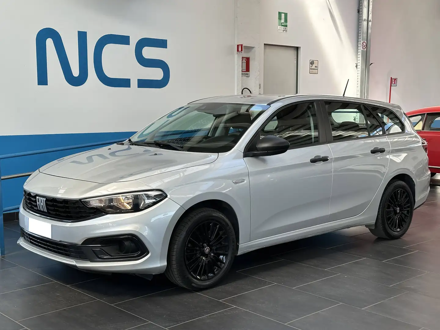 Fiat Tipo SW 1.0 100CV Plateado - 2