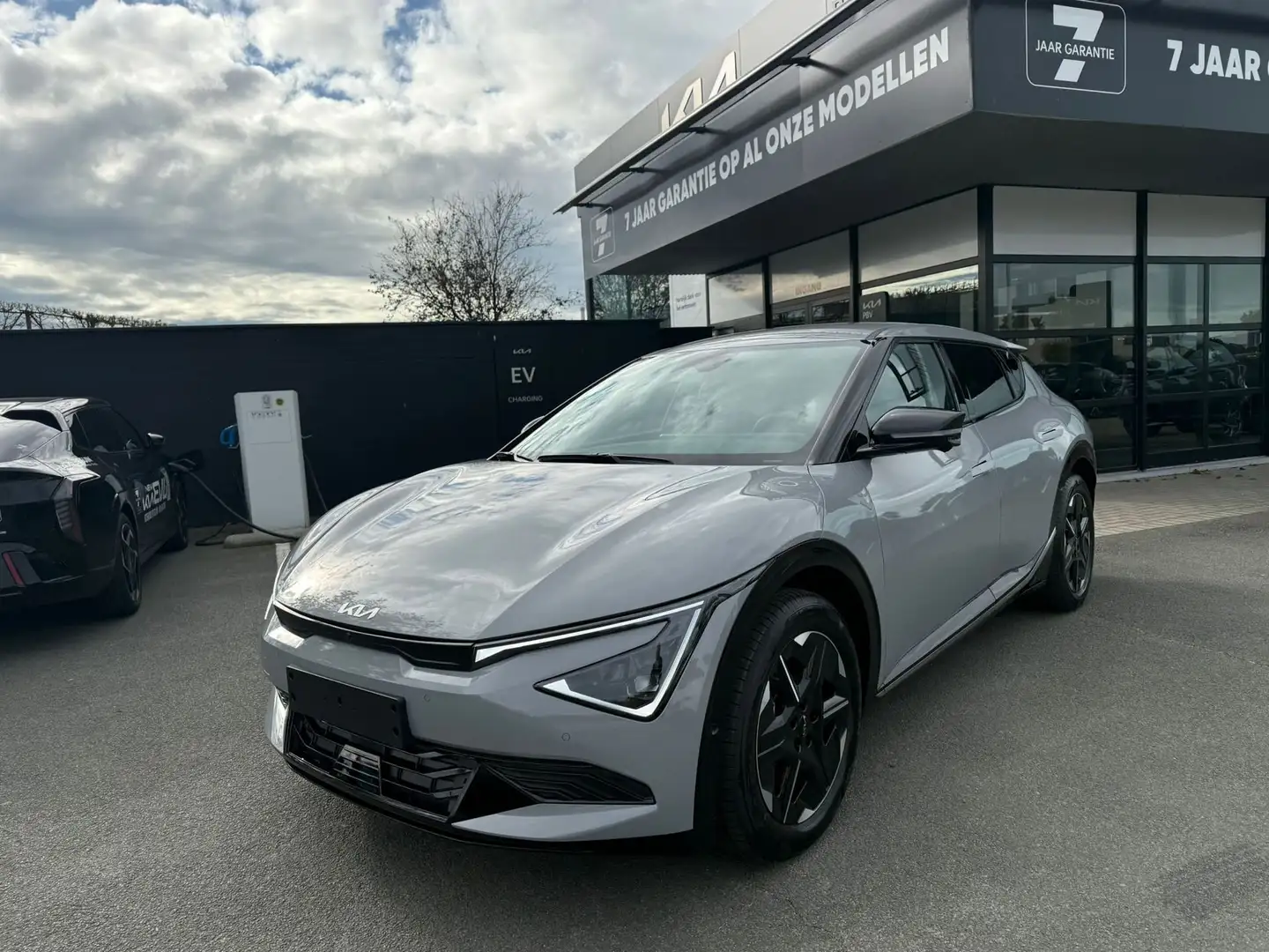 Kia EV6 84 kWh RWD Business Plus + drive assist pack - ST Gris - 1