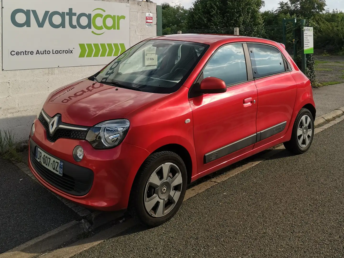 Renault Twingo Twingo III 1.0 SCe 70 eco2 Life Rouge - 1