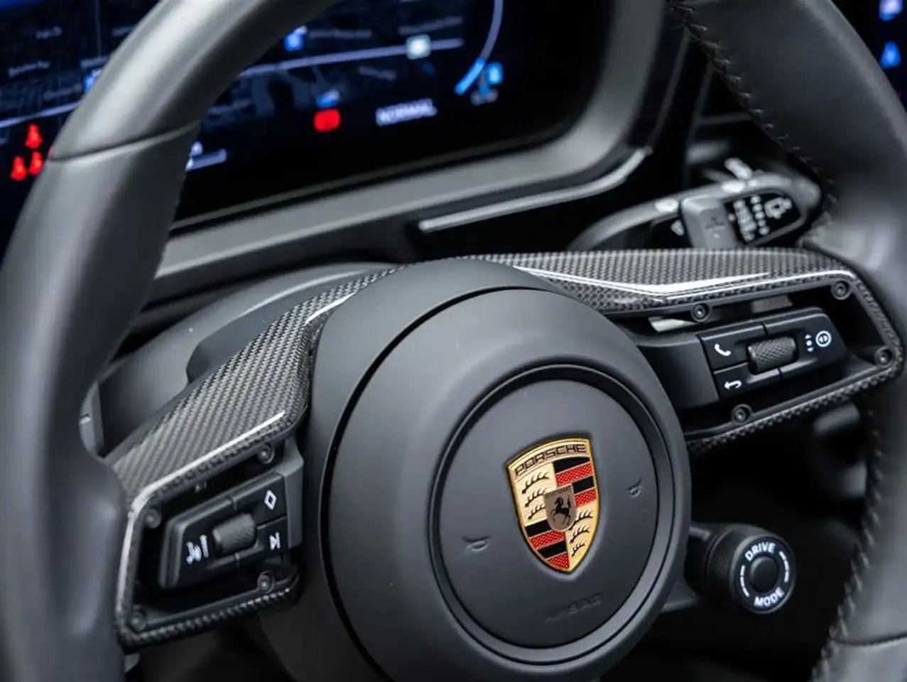 Porsche Cayenne снимка Porsche Cayenne