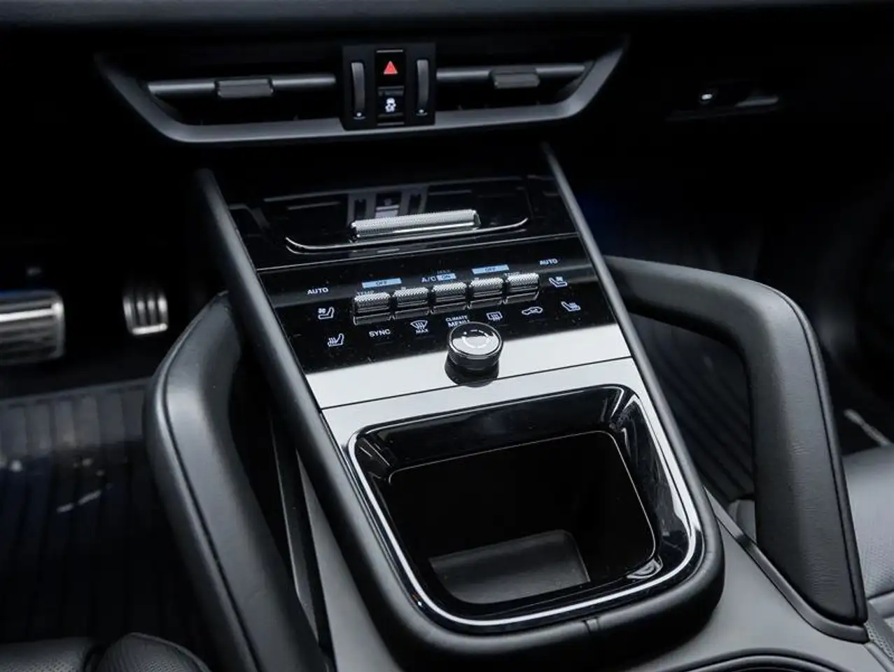 Porsche Cayenne снимка Porsche Cayenne