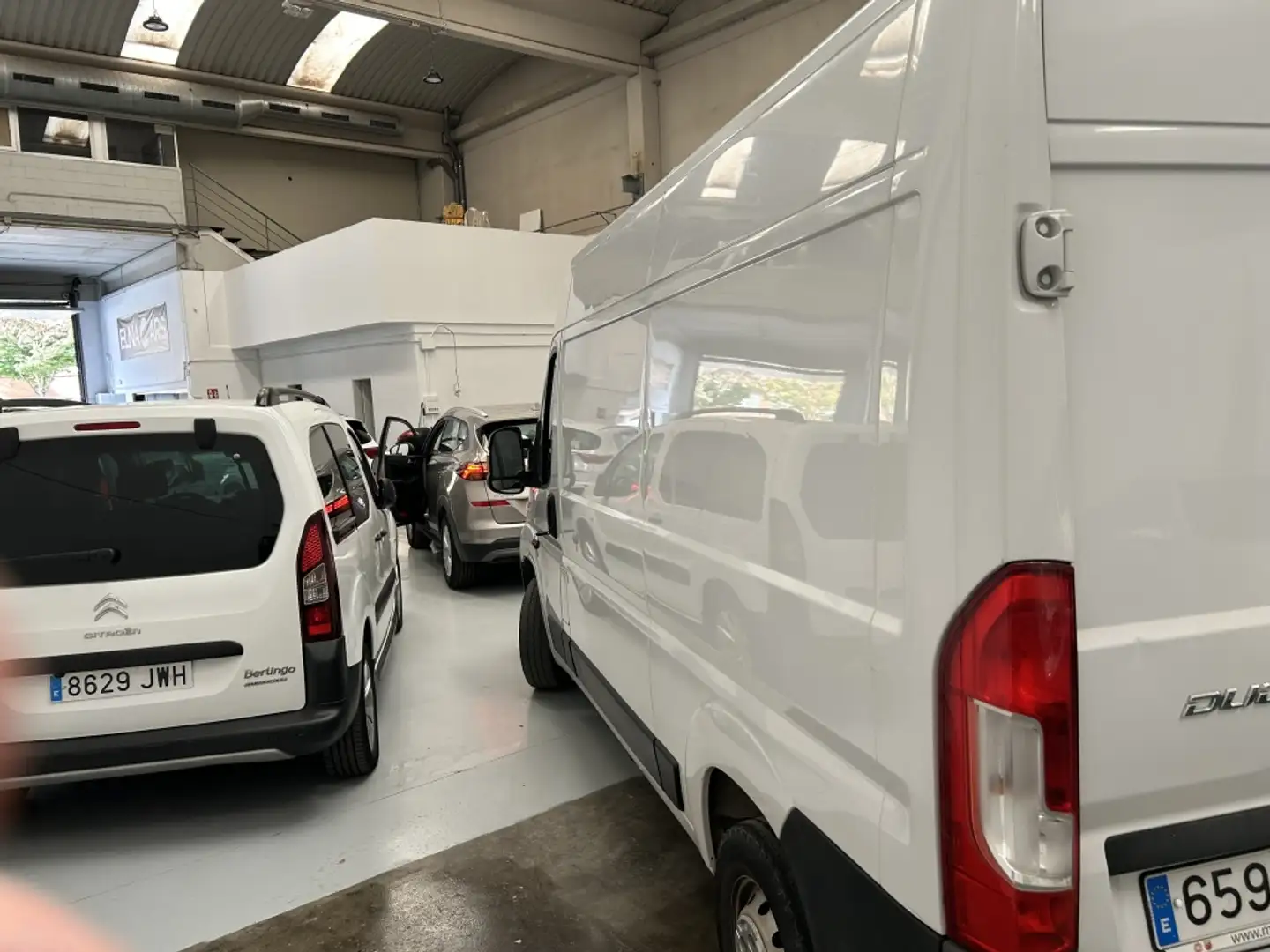 Fiat Ducato Fg. 35 2.3Mjt L2 H2 140CV Weiß - 2