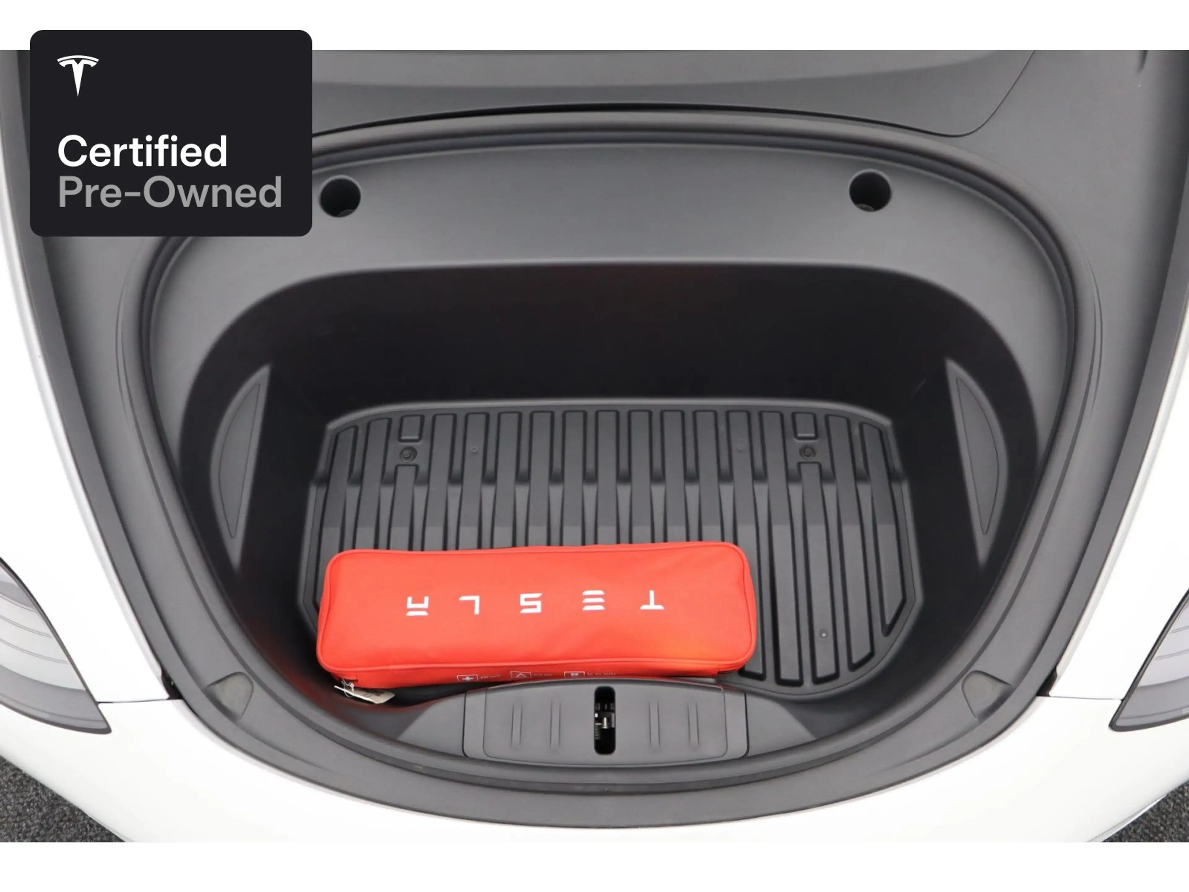 Tesla Model 3 Rear-Wheel Drive "Certified Pre-Owned" — photo 10