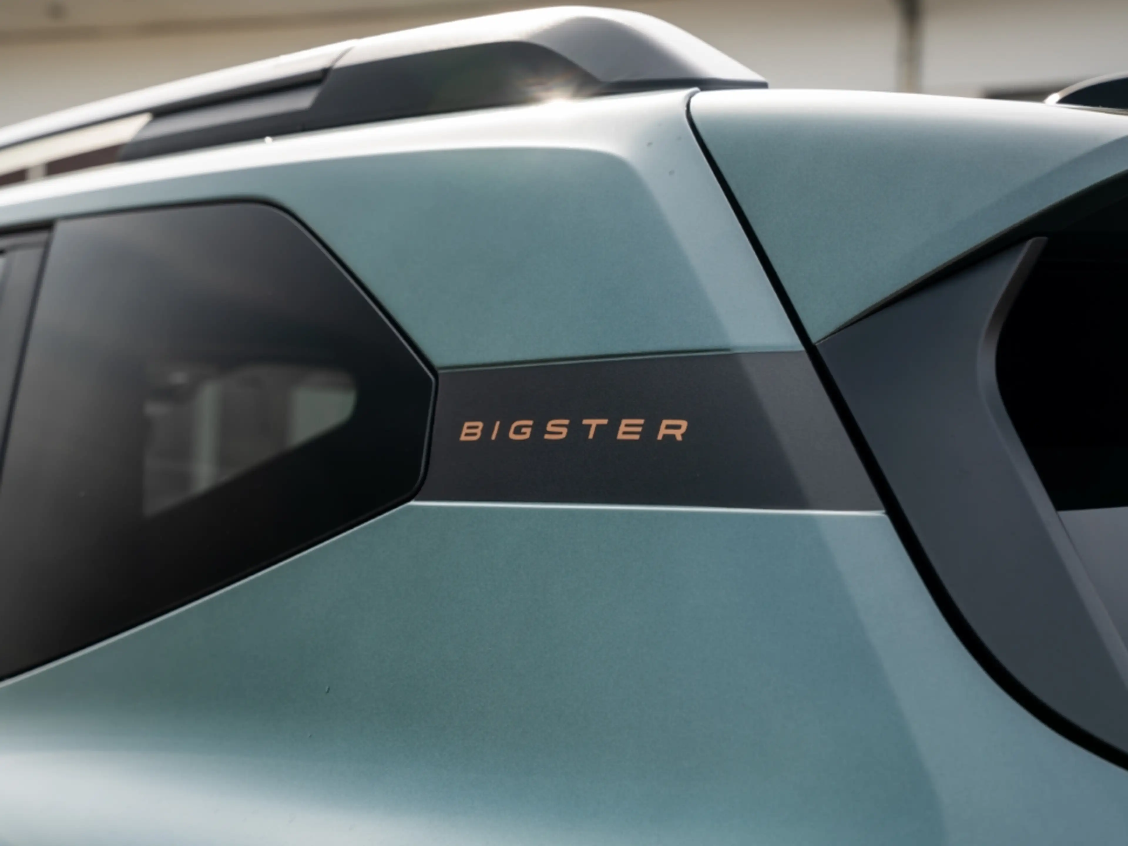 Dacia Bigster Hybrid 155 Extreme El. Panodach Navi El. Heckklapp — photo 14