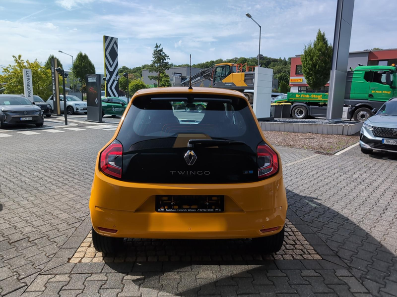 Renault Twingo Zen Electric — photo 4