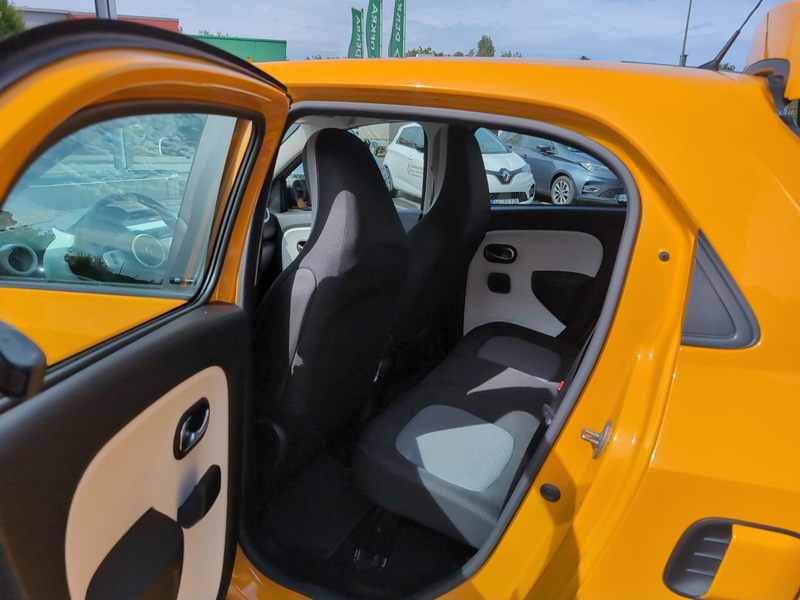 Renault Twingo Zen Electric — photo 9