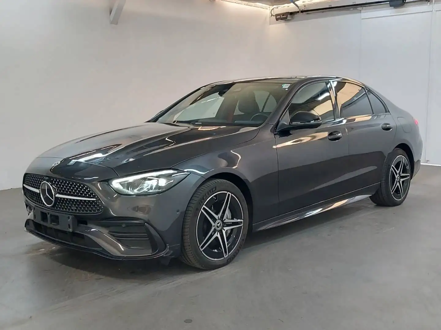 Mercedes-Benz C 300 e 9G-Tronic  AMG-LINE/NIGHT/PANO/DISTRONIC Grau - 1