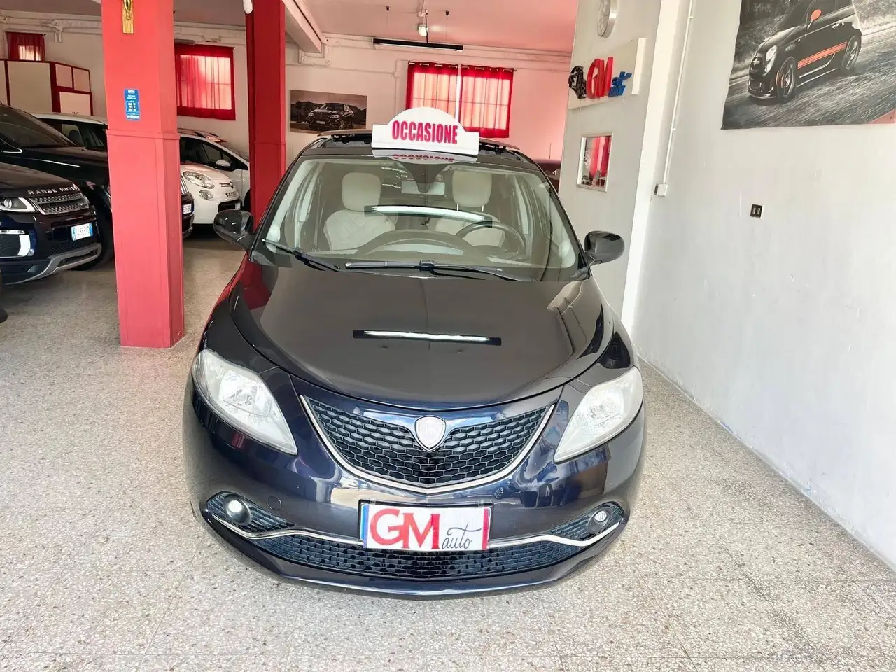 Lancia Ypsilon