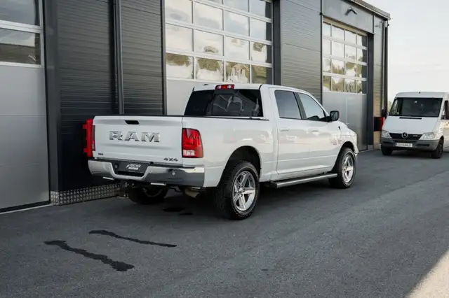 Ram 1500 view 5
