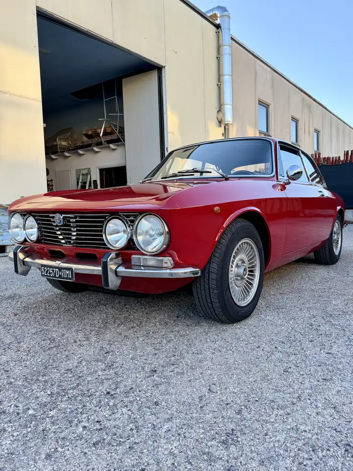 Alfa Romeo GT 2000 Veloce, foto 6