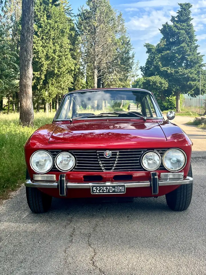 Alfa Romeo GT 2000 Veloce, foto 2