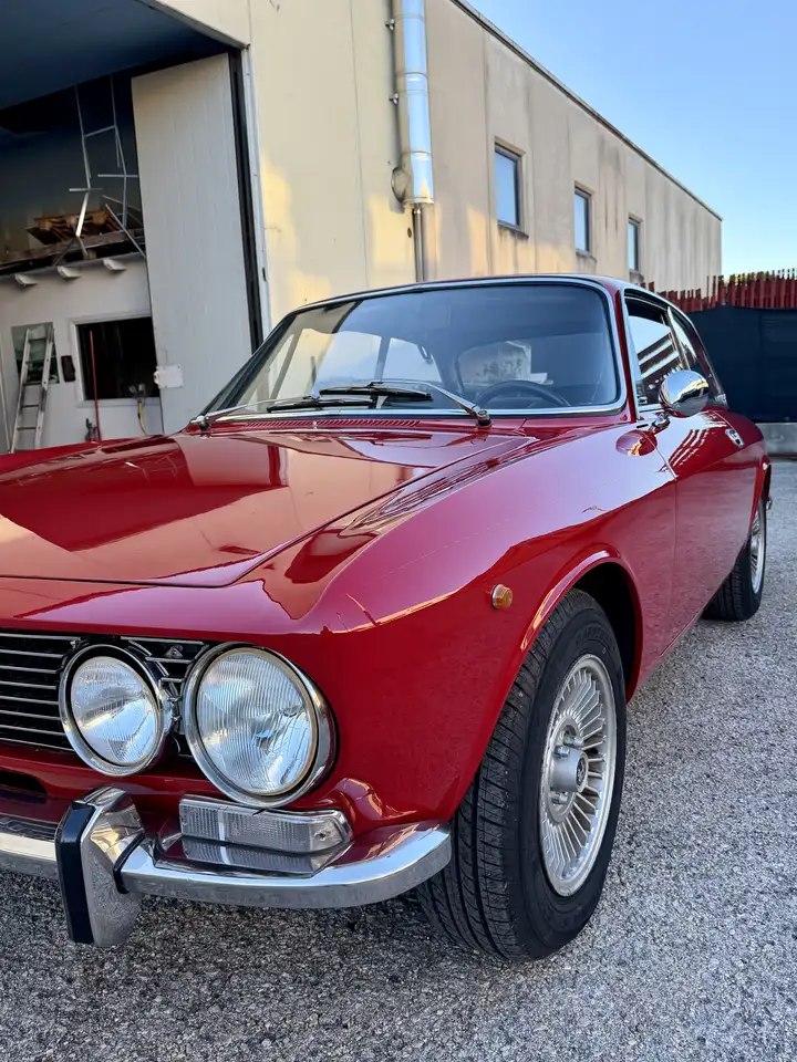 Alfa Romeo GT 2000 Veloce, foto 11