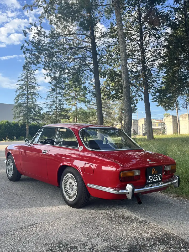 Alfa Romeo GT 2000 Veloce, foto 3