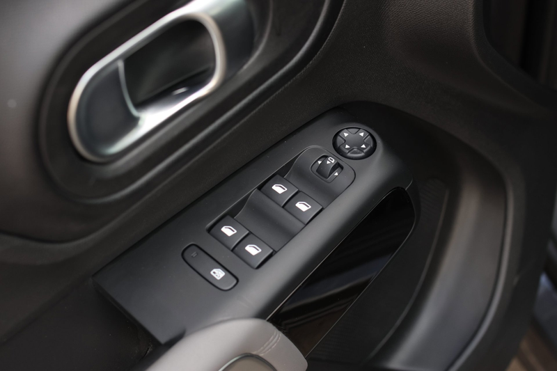 Citroen C5 Aircross 1.2 PureTech Business *Leder*Camera*Stoelverwarmin — photo 23