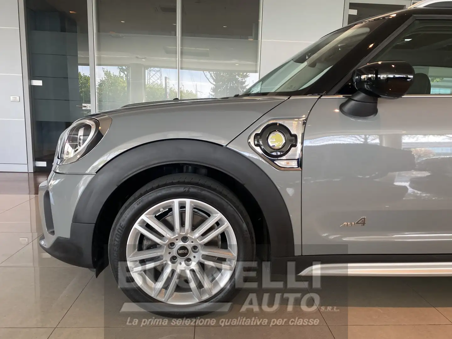 MINI Cooper SE Countryman 1.5 PLUG-IN HYBRID ALL4 220CV CLASSIC Grijs - 2