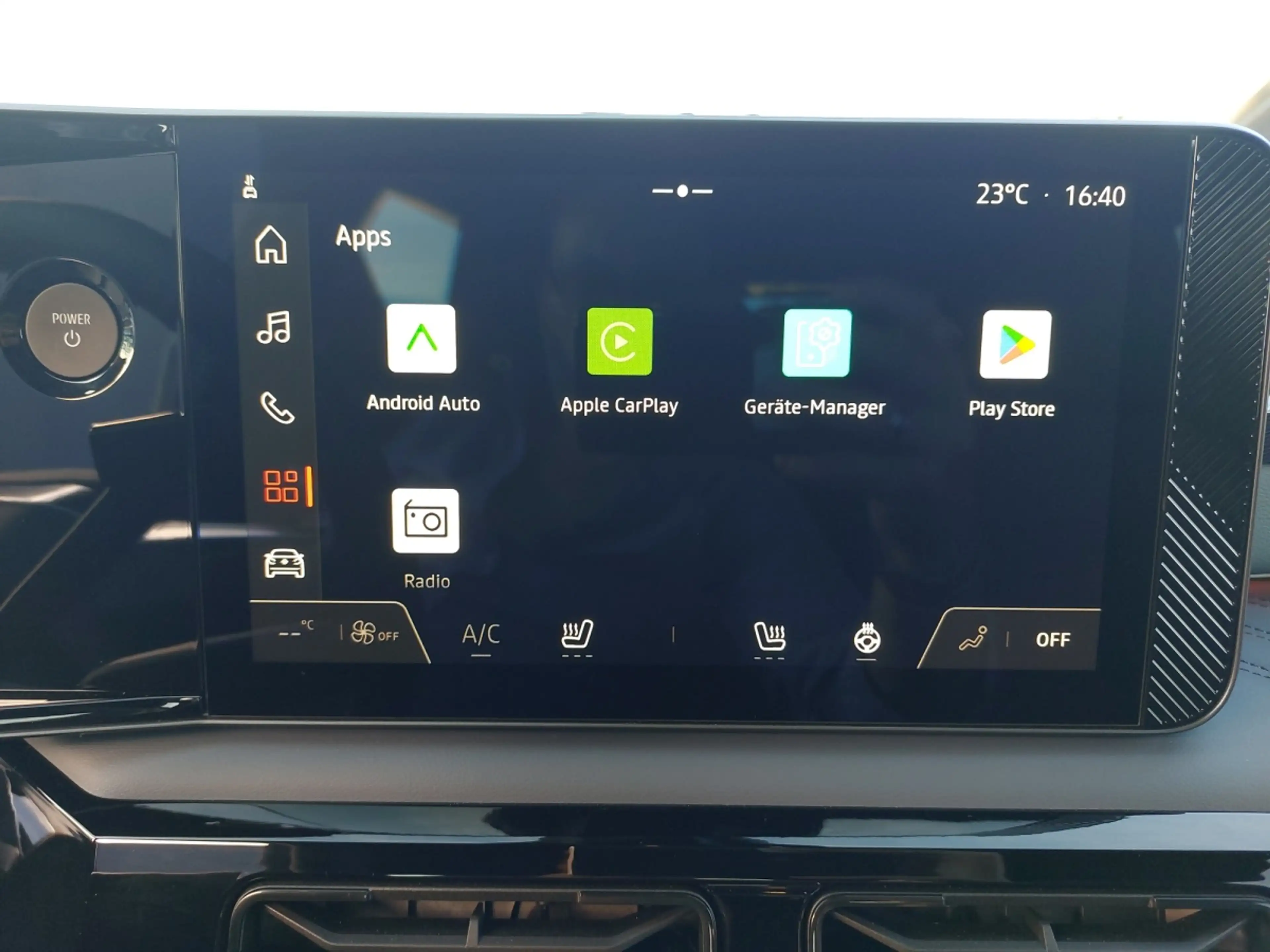 Nissan Micra Evolve 52 kWh — photo 10