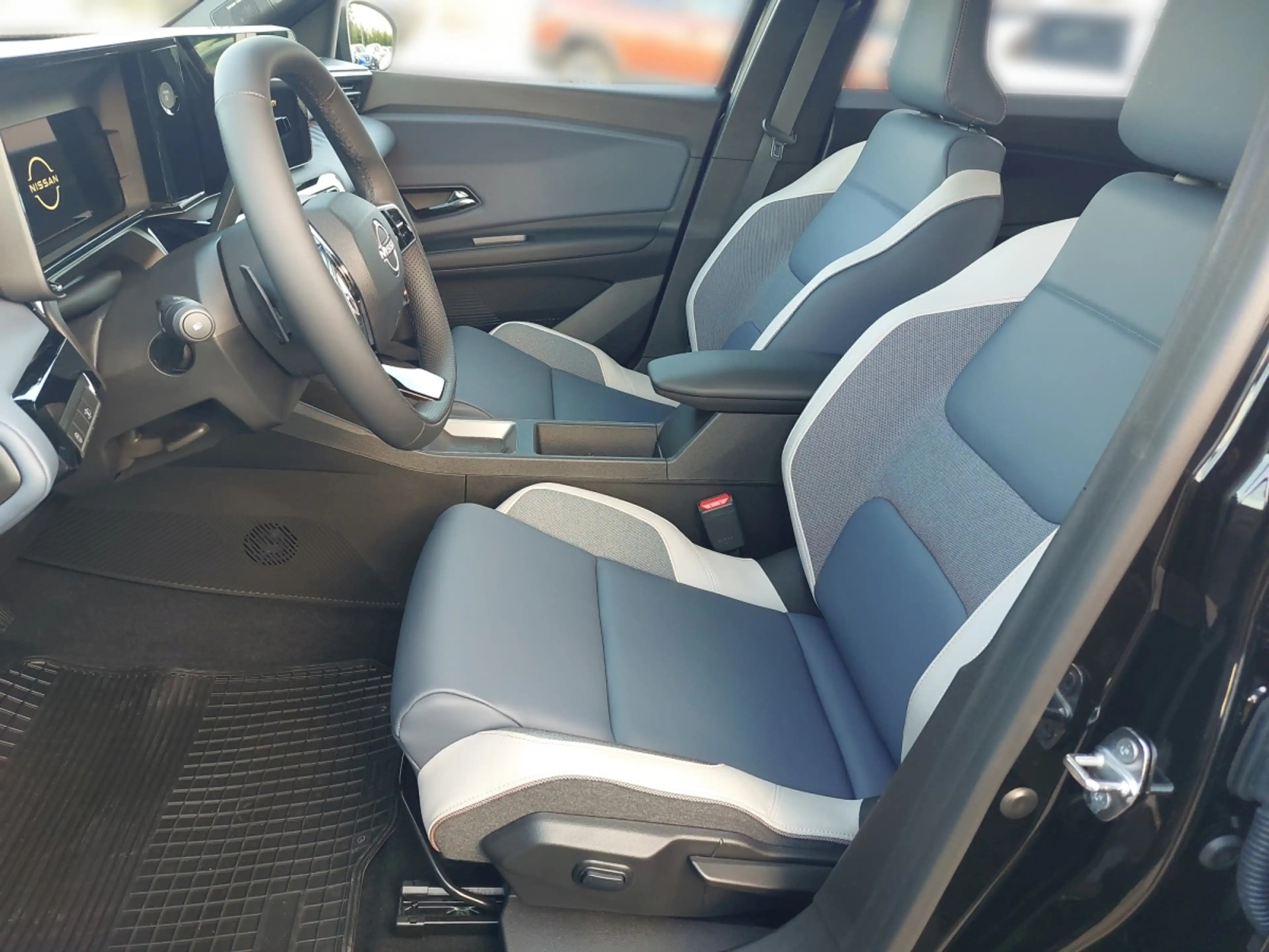 Nissan Micra Evolve 52 kWh — photo 5