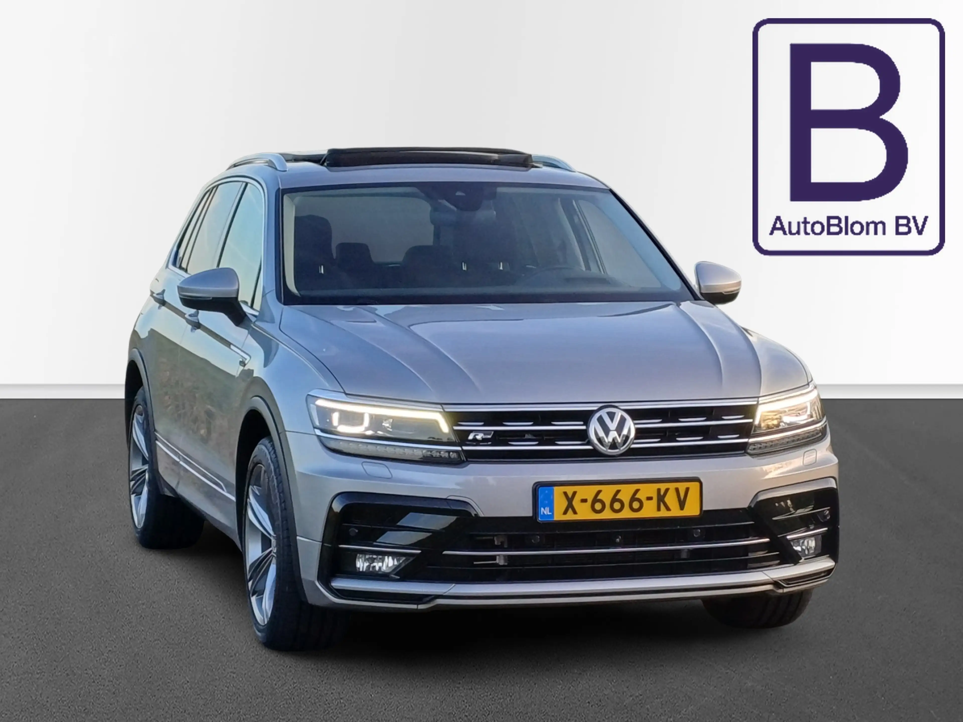 Volkswagen Tiguan 2.0 4Motion Highline Business R /Pano/Carplay/360 — photo 5