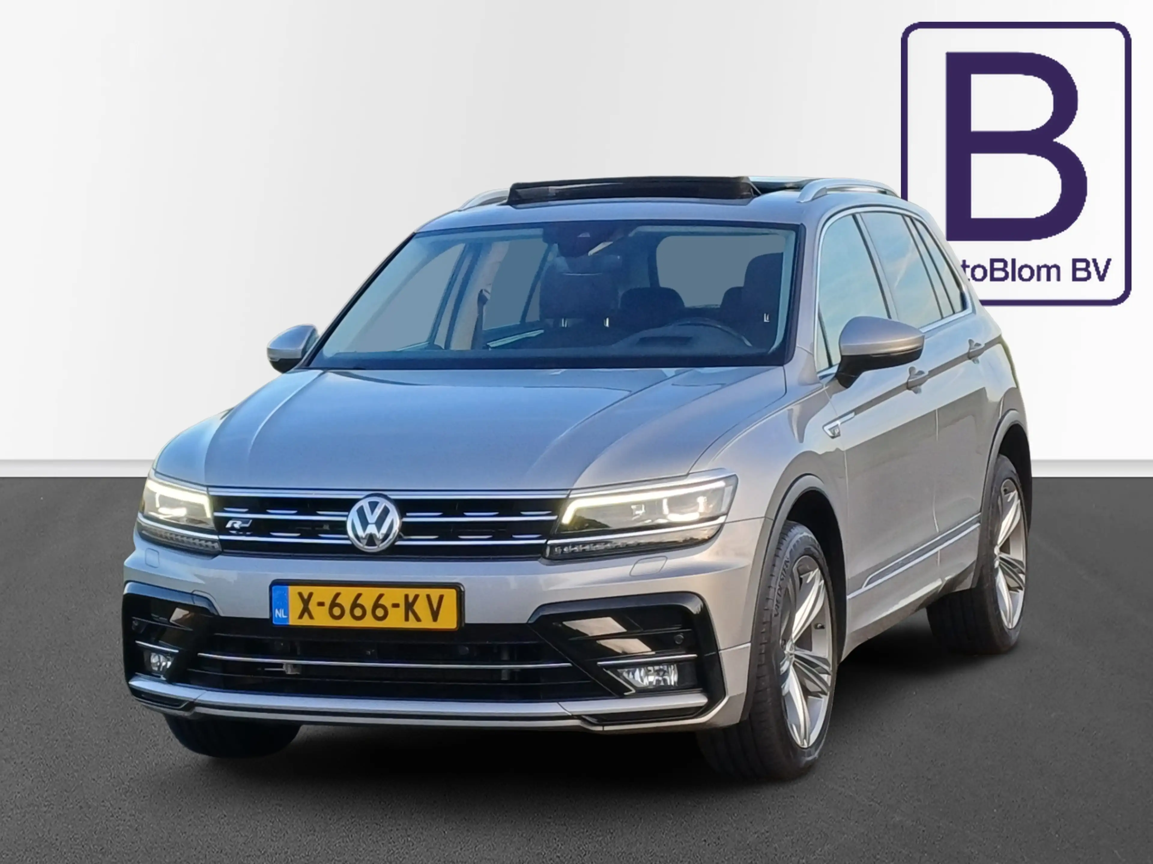 Volkswagen Tiguan 2.0 4Motion Highline Business R /Pano/Carplay/360 — photo 3