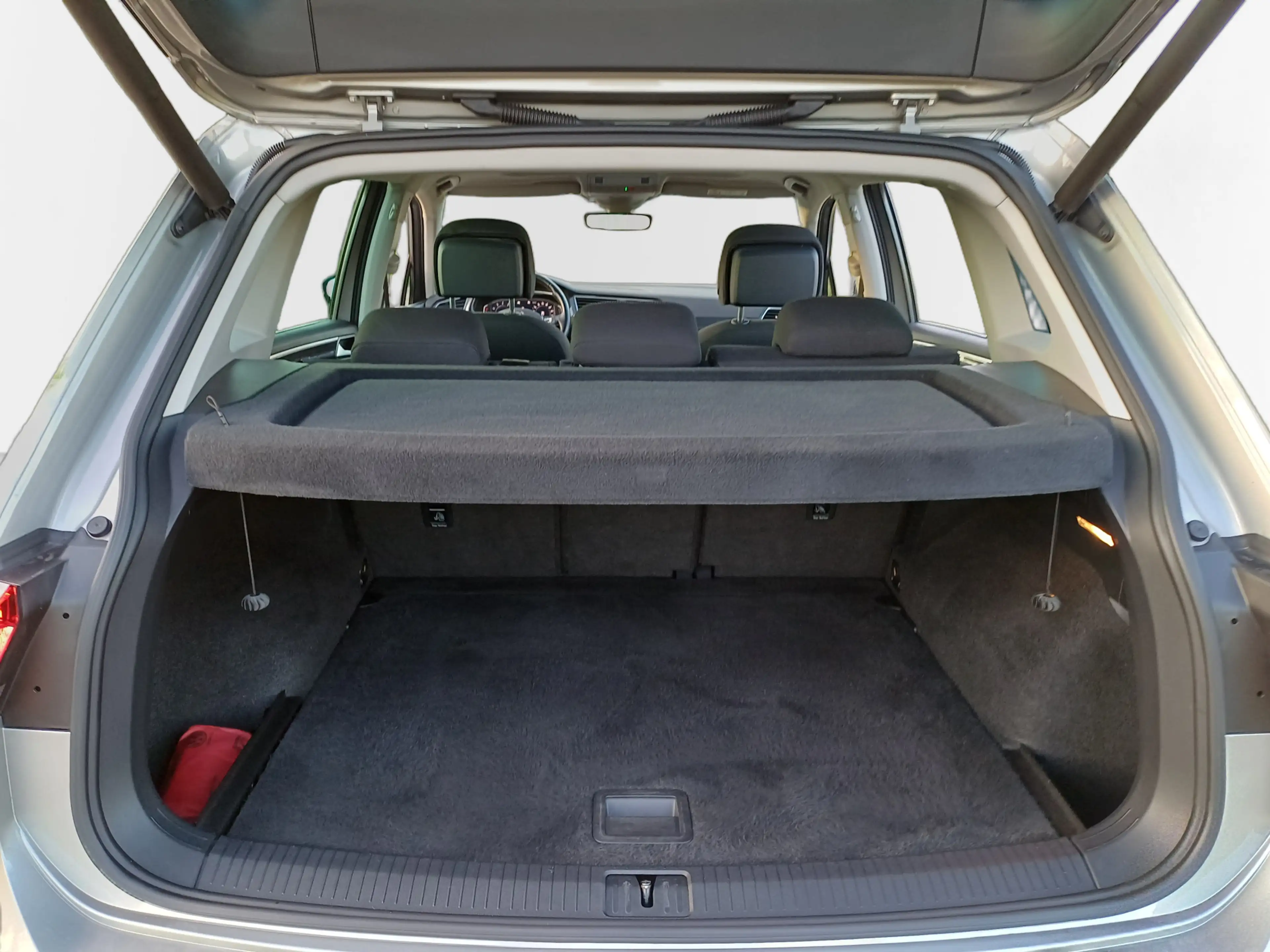 Volkswagen Tiguan 2.0 4Motion Highline Business R /Pano/Carplay/360 — photo 30
