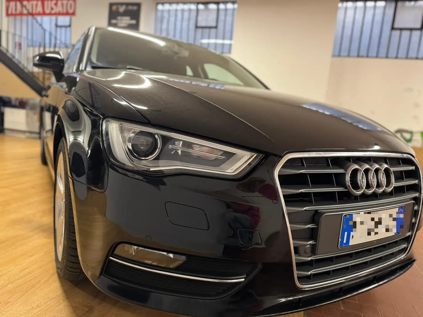Audi A3 Sportback 1.6 tdi Business 110cv E6 S Tronic Zwart - 2