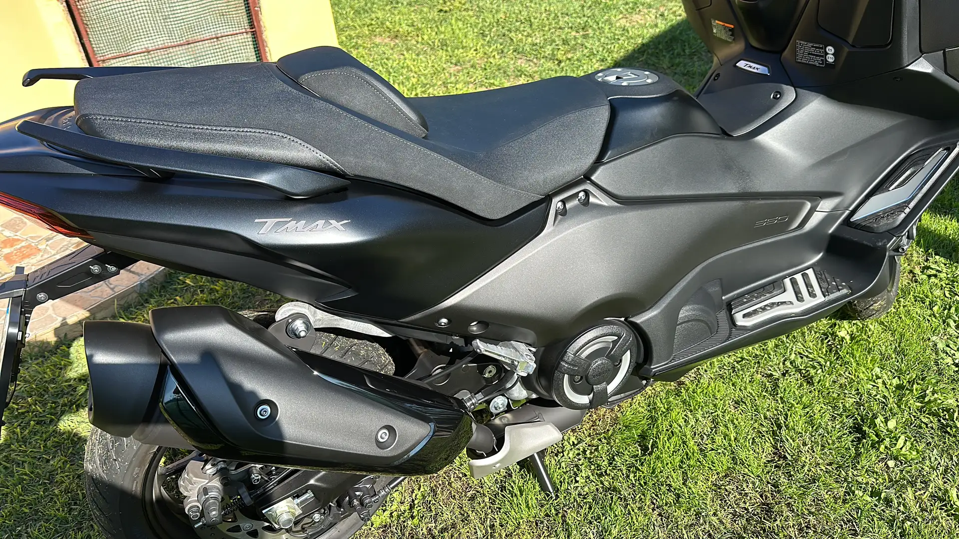 Yamaha TMAX 560 Base Nero - 2