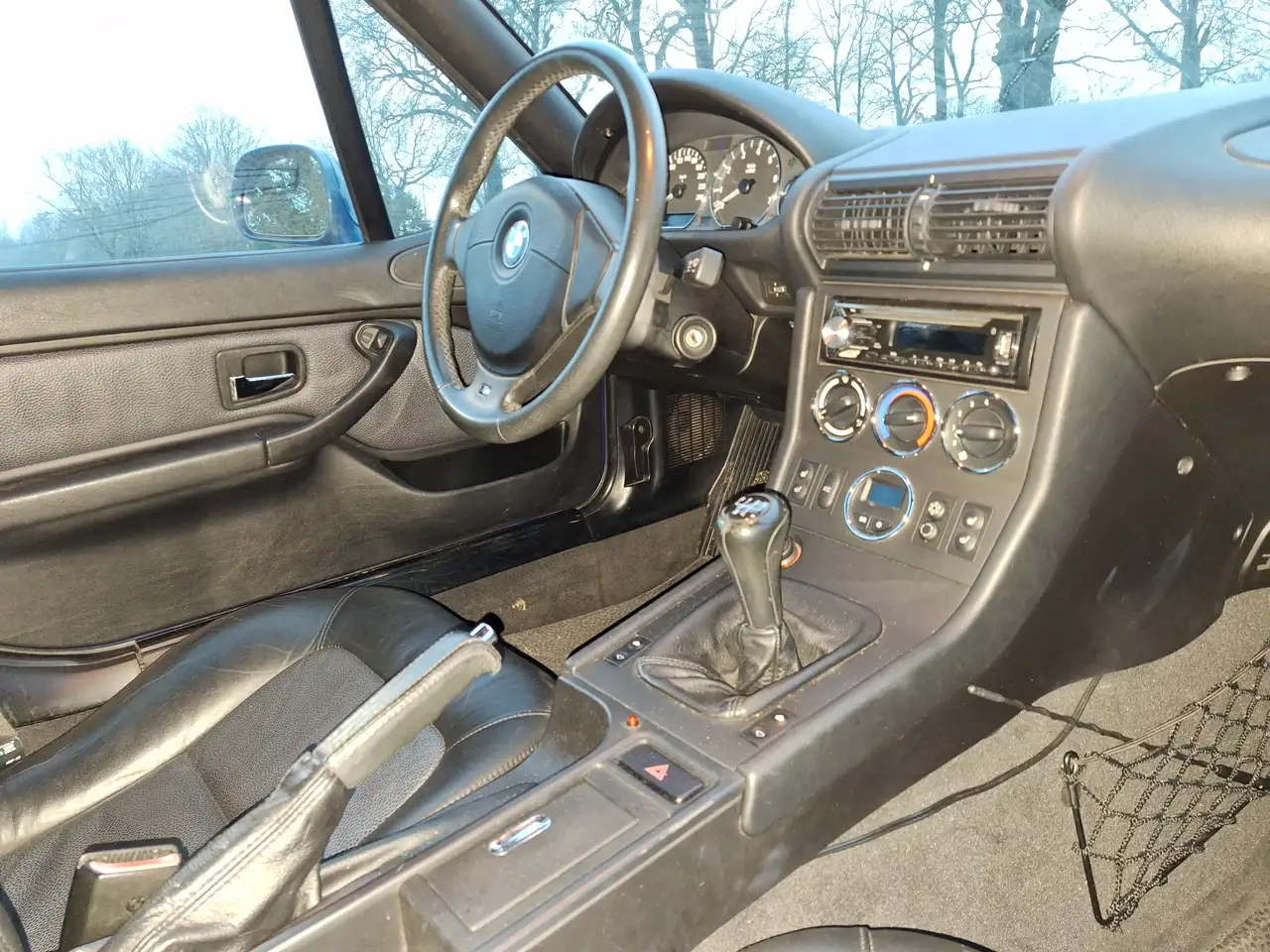 BMW Z3 2.0i S Widebody 6 cyl. topas blue 98000km like new, foto 7