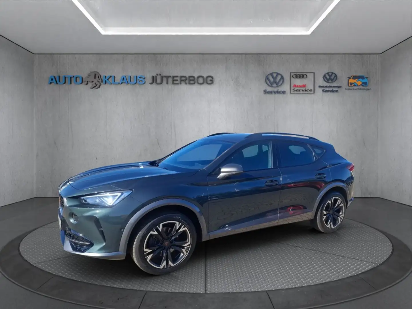 CUPRA Formentor 1.5 TSI+DSG+Navi+Kamera+LED+18 Zoll Grün - 1