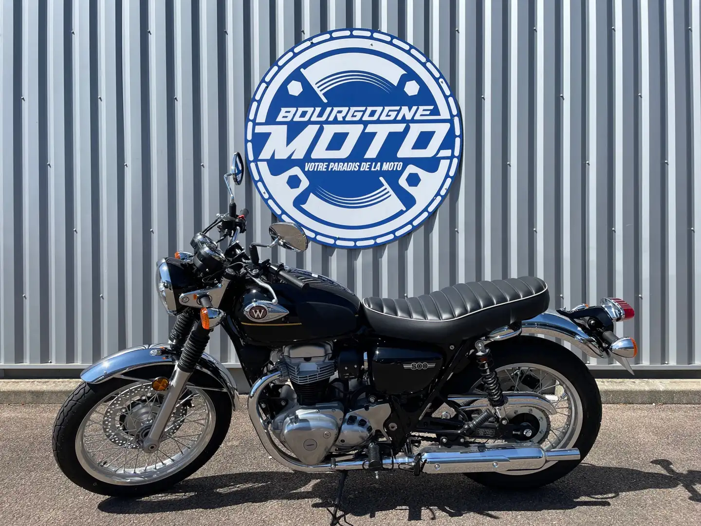 Kawasaki W 800 Noir - 1