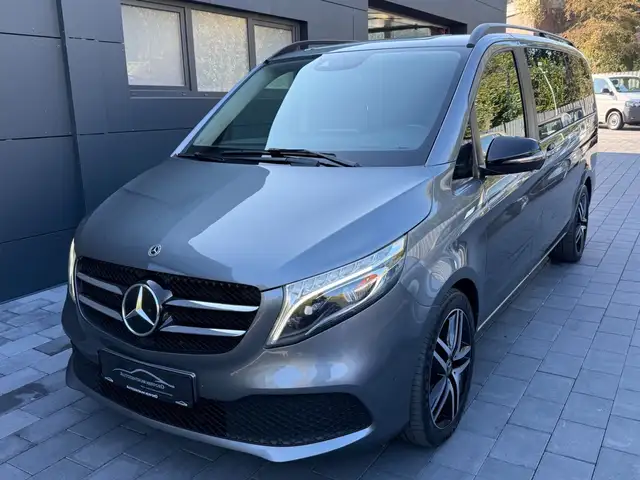 Mercedes-Benz V 300 Edition lang LED NAVI DISTRONIC 6 SITZE