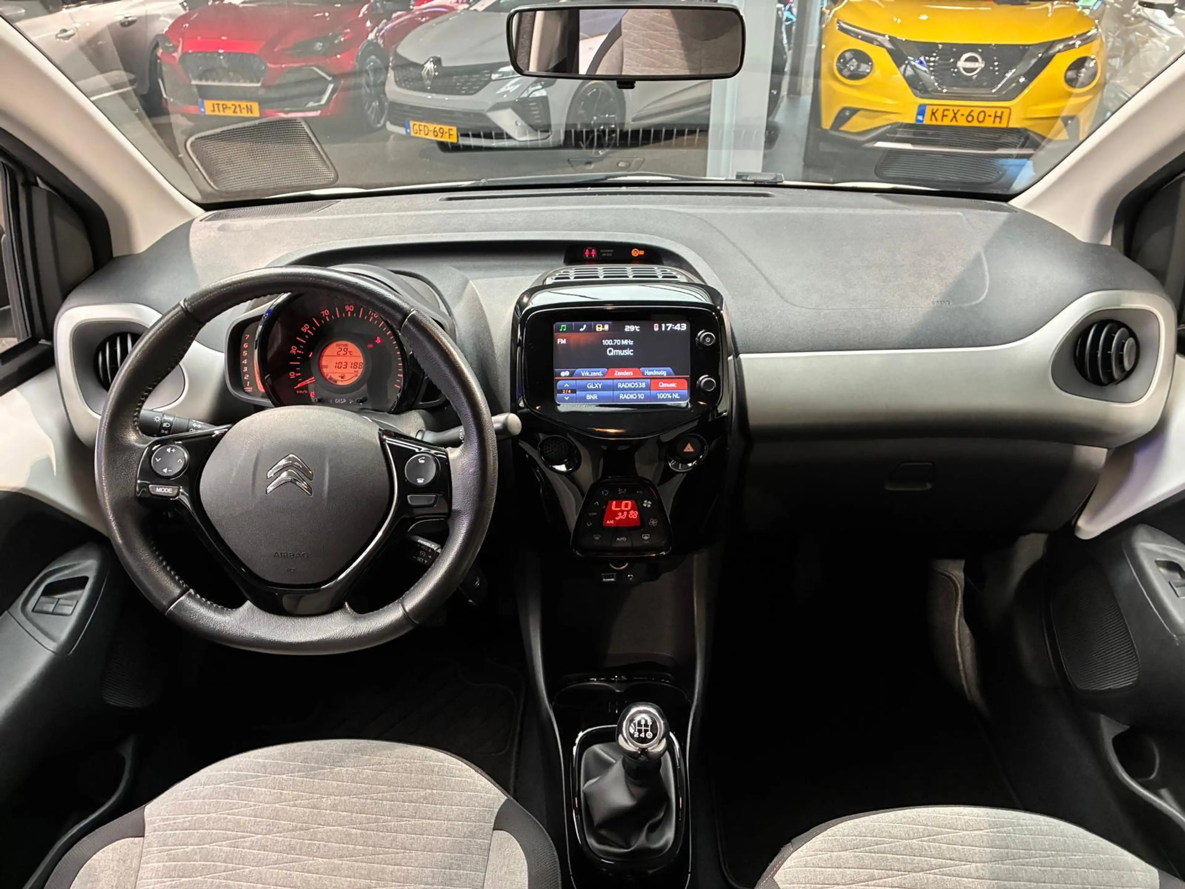 Citroen C1 1.0 e-VTi Shine | Airco | Camera | Lichtmetalen ve — photo 3