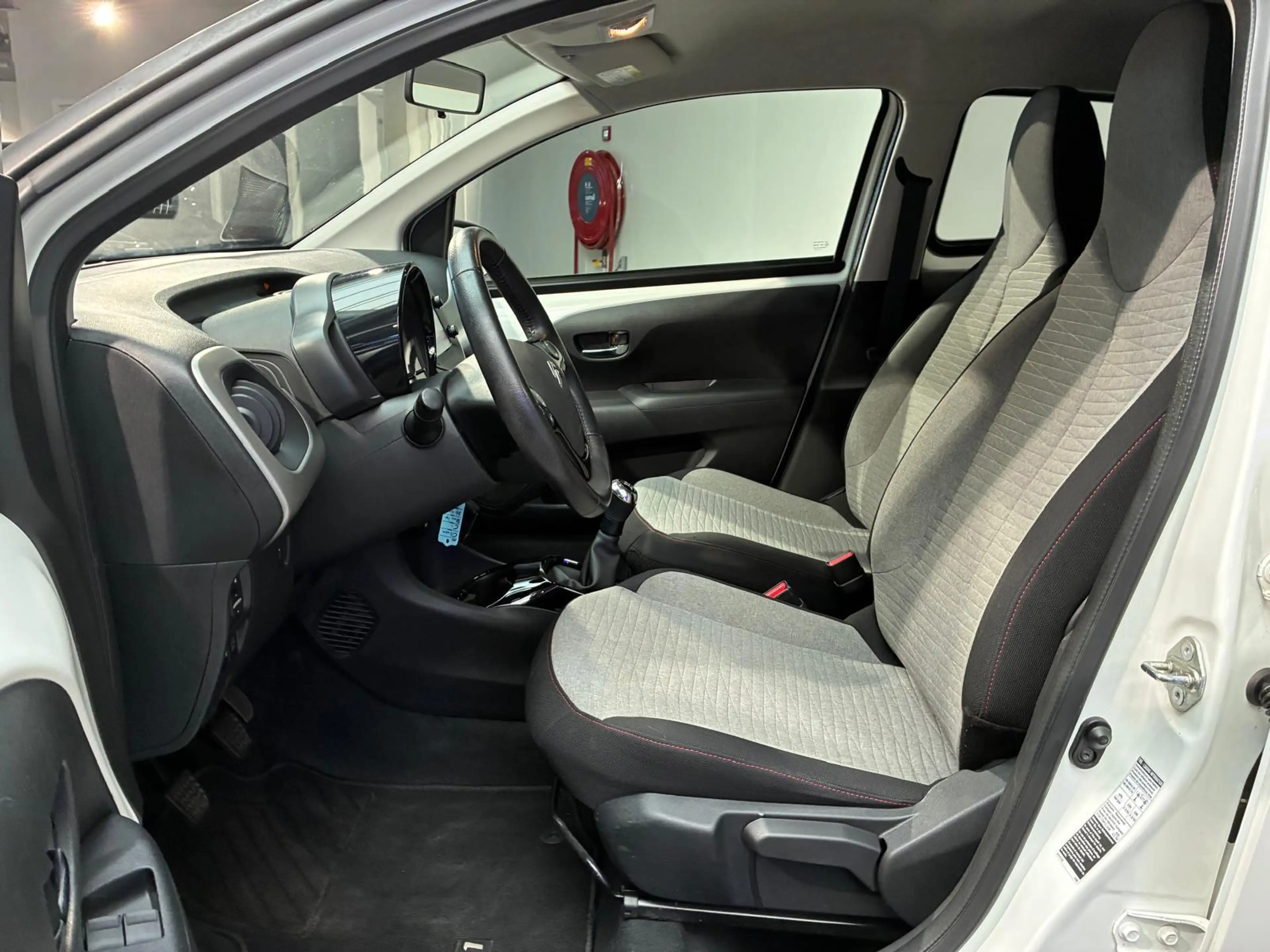 Citroen C1 1.0 e-VTi Shine | Airco | Camera | Lichtmetalen ve — photo 7