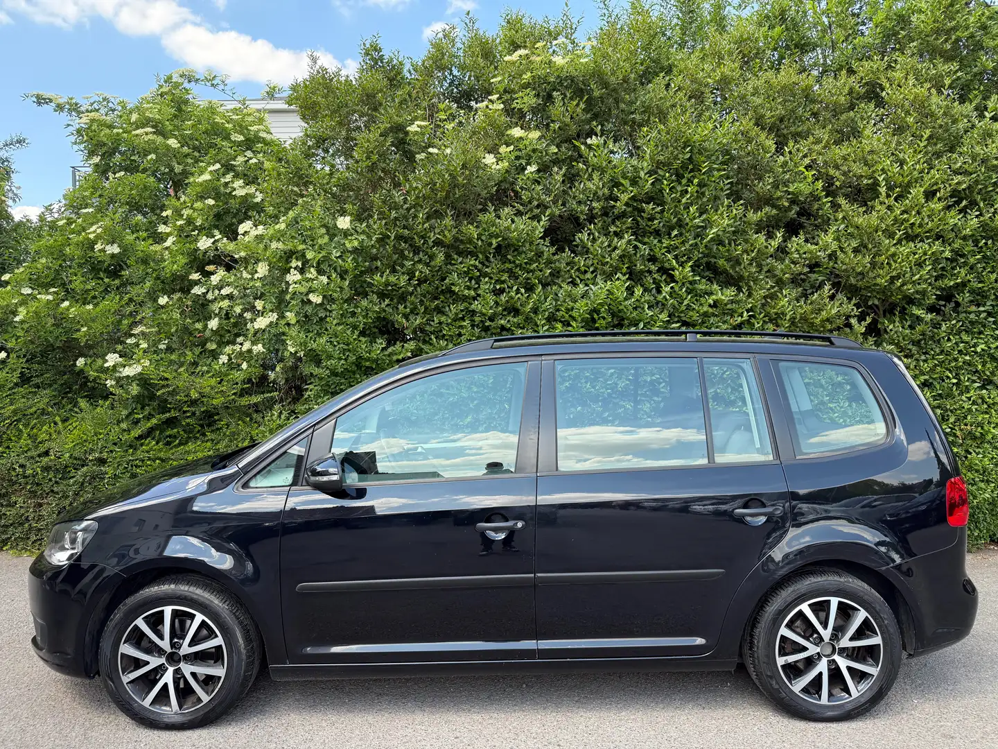 Volkswagen Touran 1.6 TDi+5 PLACES+NAVI+AIRCO+JANTES+EURO 5 Nero - 2