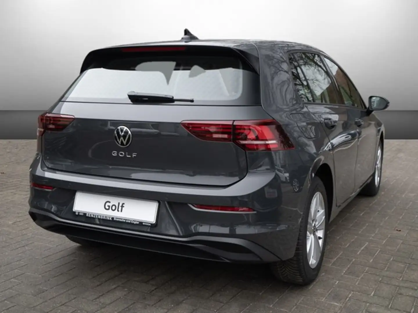 Volkswagen Golf Life TSI 6-Gang GJR RFK Winterpaket Grau - 2