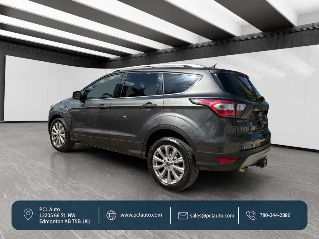 2018 Ford Escape Titanium 4dr 4x4 Automatic — снимка 1