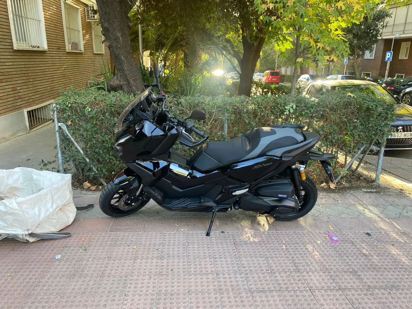 Honda ADV 350 2025 Czarny - 1