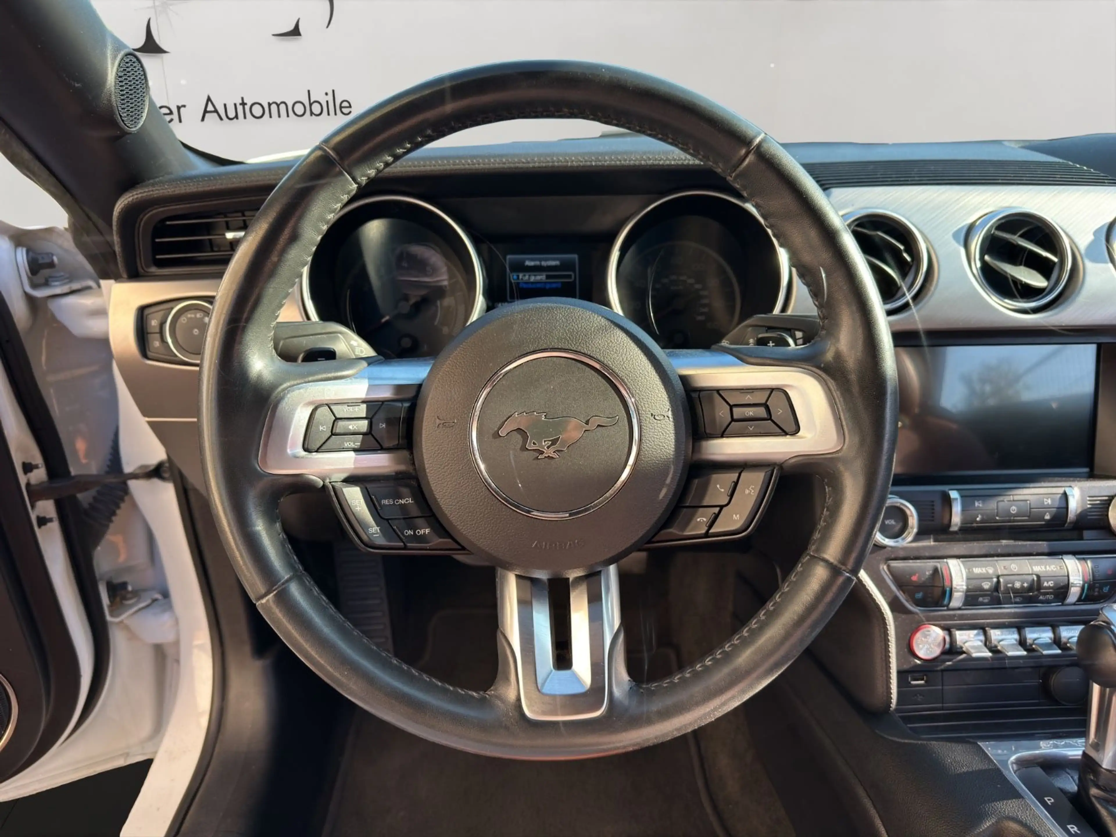 Ford Mustang Convertible Shz/Cam/Tmp/Carplay — photo 9
