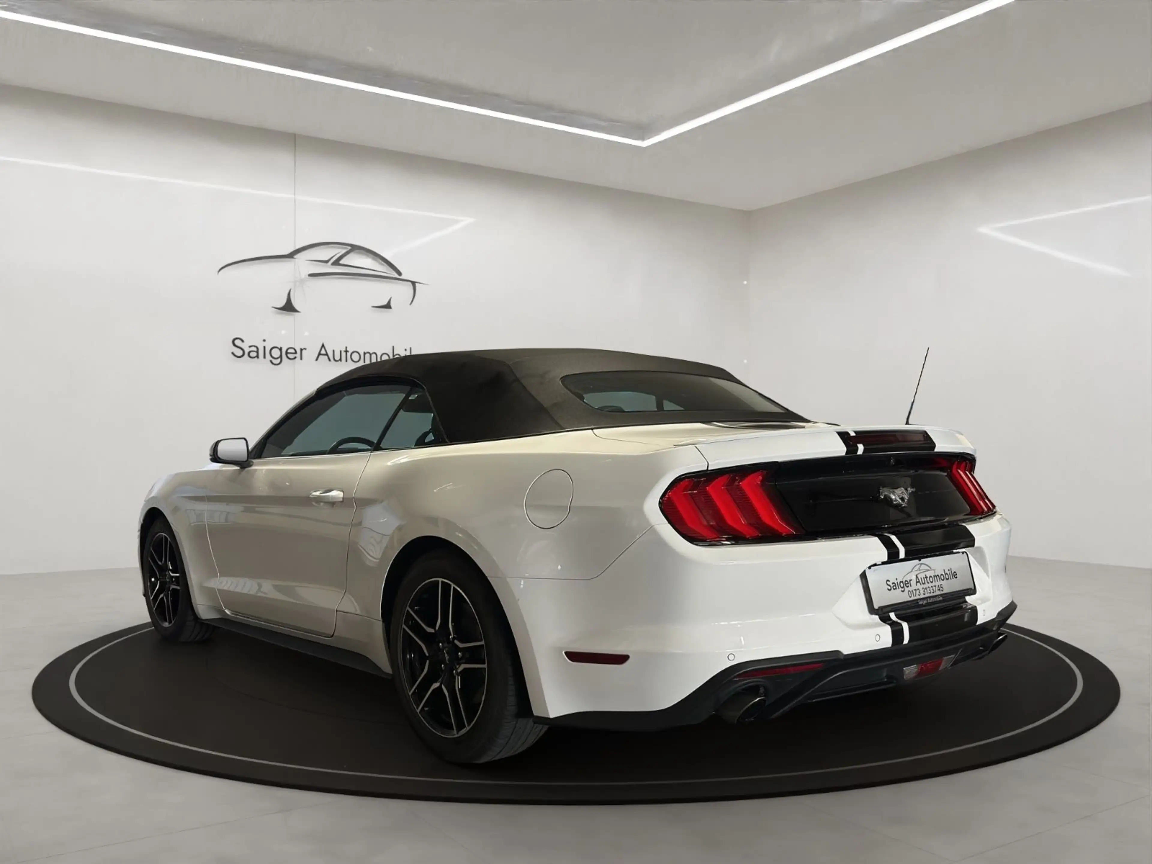 Ford Mustang Convertible Shz/Cam/Tmp/Carplay — photo 3