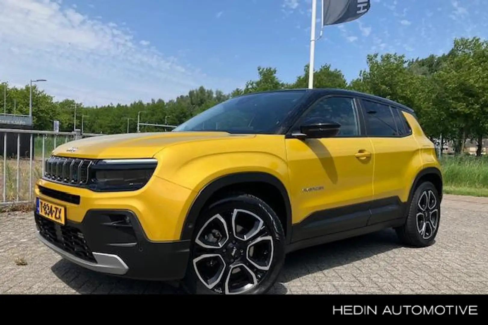 Jeep Avenger 1st Edition 54 kWh Automaat Geel - 1