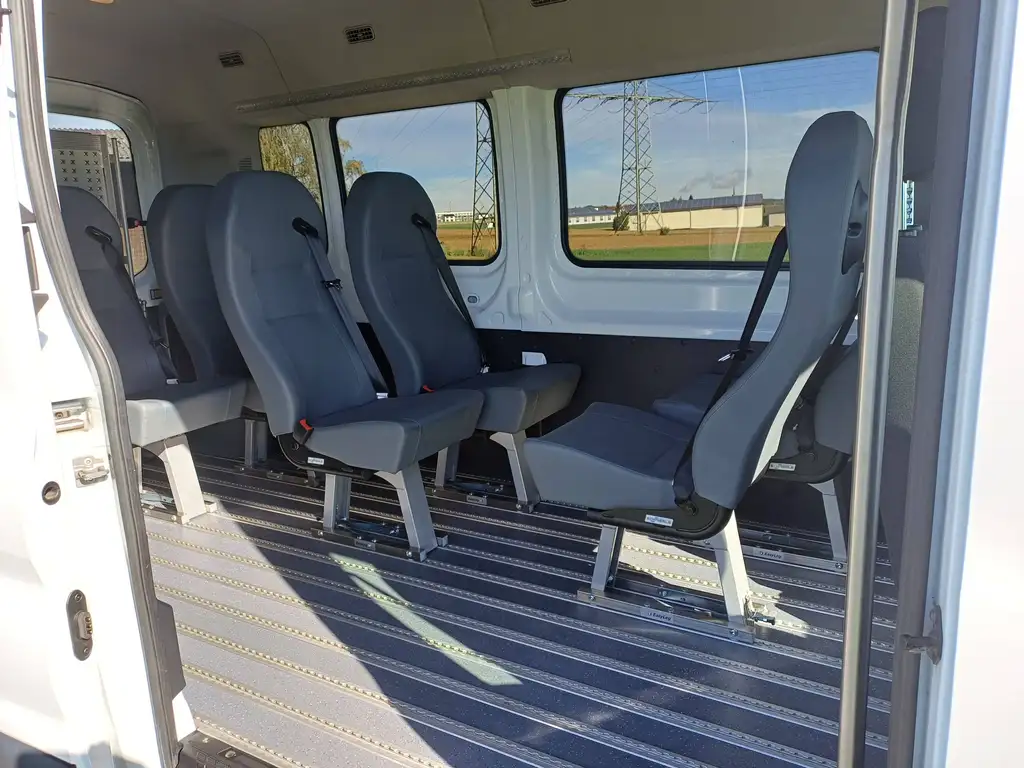 Ford Transit Bus 2019 из Европы — купить под ключ